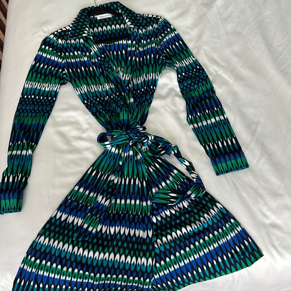 Calvin Klein wrap dress blue/green/teal geometric print